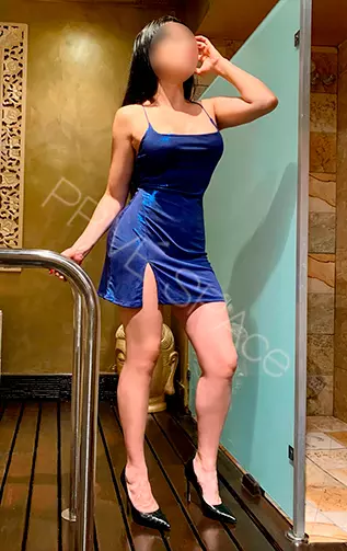 Salma, Masajes eroticos en Madrid. Escort para masaje erotico hotel y domicilio